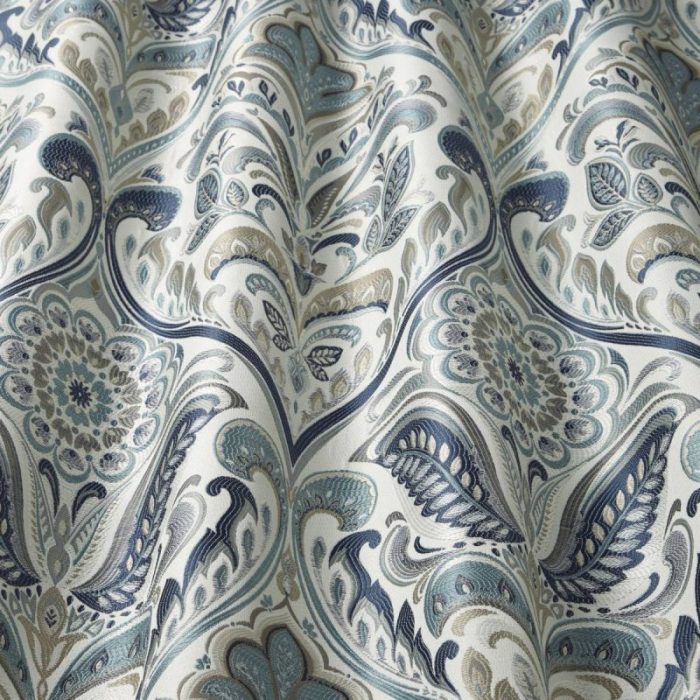 Hidcote Fabric - Prussian swatch