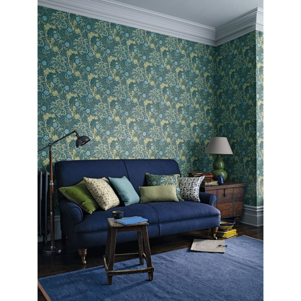 Morris Seaweed Wallpaper - Ebony / Poppy by Morris Seaweed Wallpaper - Ebony / Poppy from