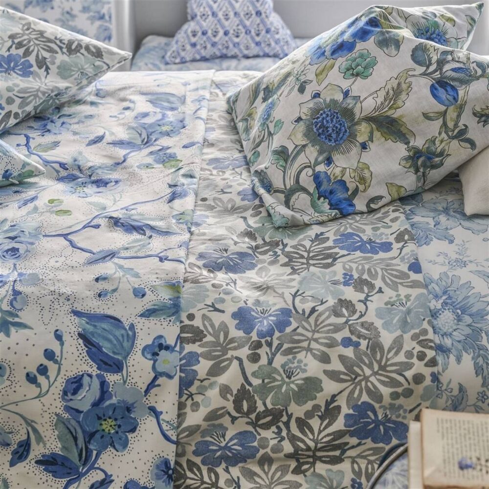 Carlisle Fauna Fabric - Woad from