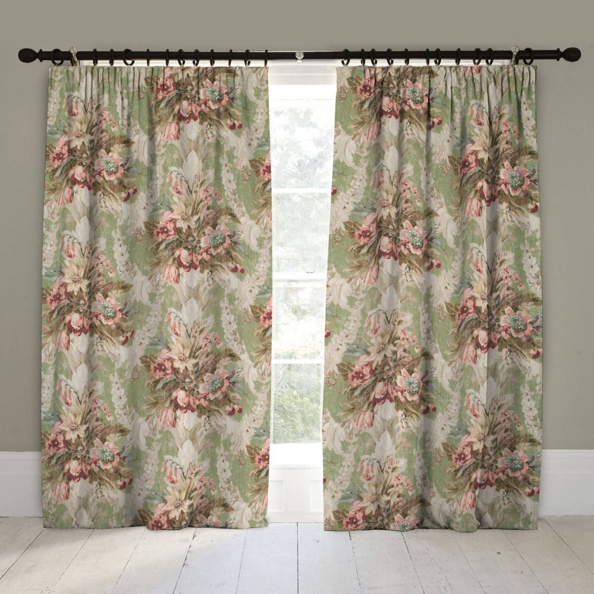 Wakehurst Fabric - Spring Green from