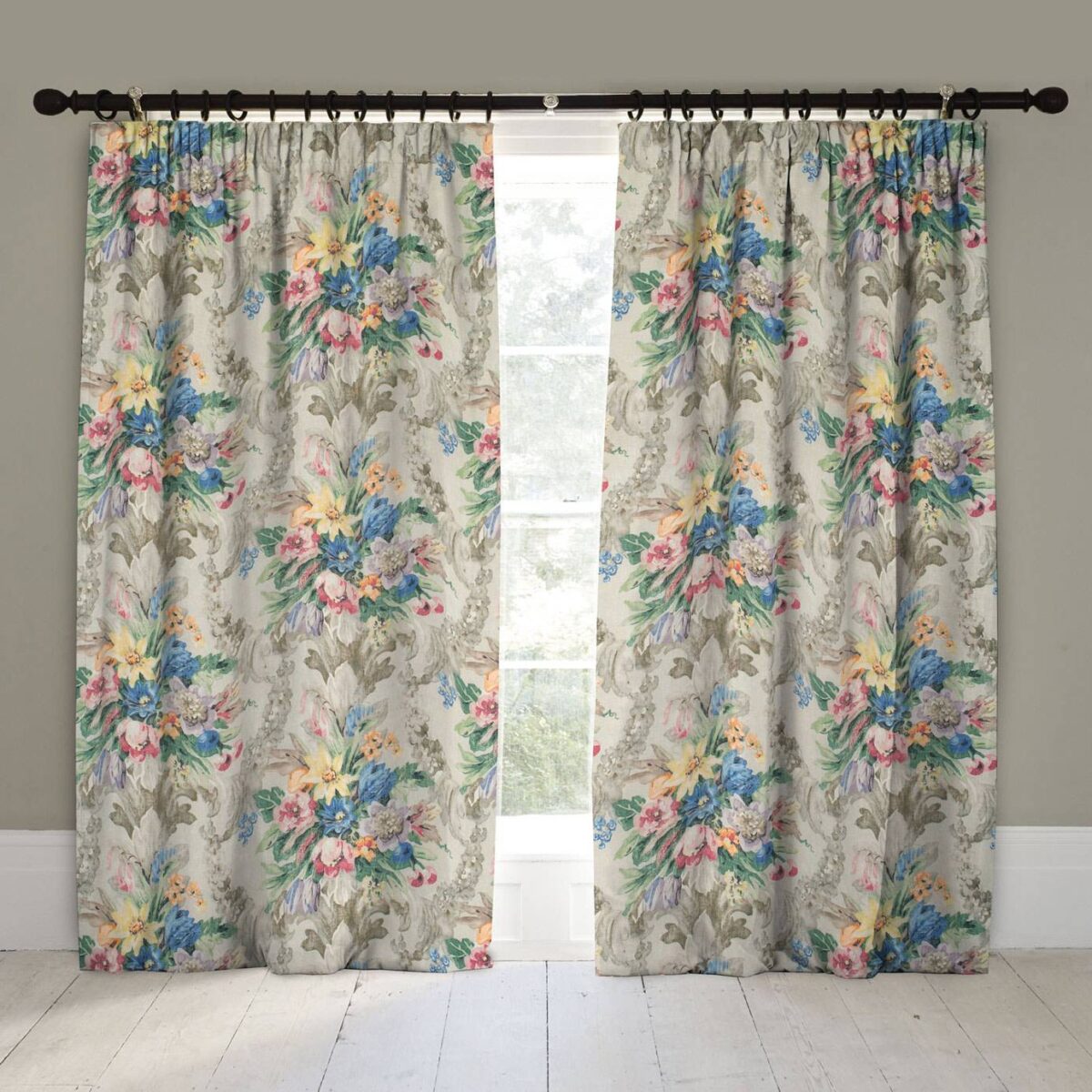 Wakehurst Fabric - Summer Meadow by Wakehurst Fabric - Summer Meadow from