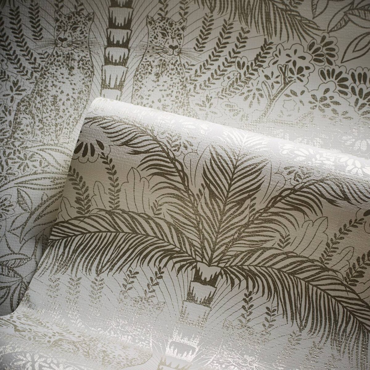Leopardo Wallpaper - Gold / Ivory by Leopardo Wallpaper - Gold / Ivory from
