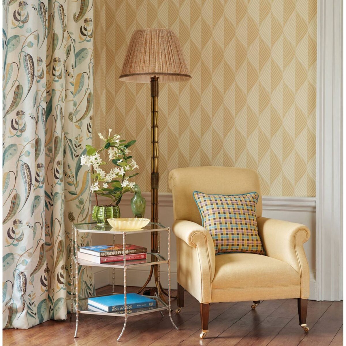 Bonnelles Wallpaper - Black / Gilver / Gold by Bonnelles Wallpaper - Black / Gilver / Gold from