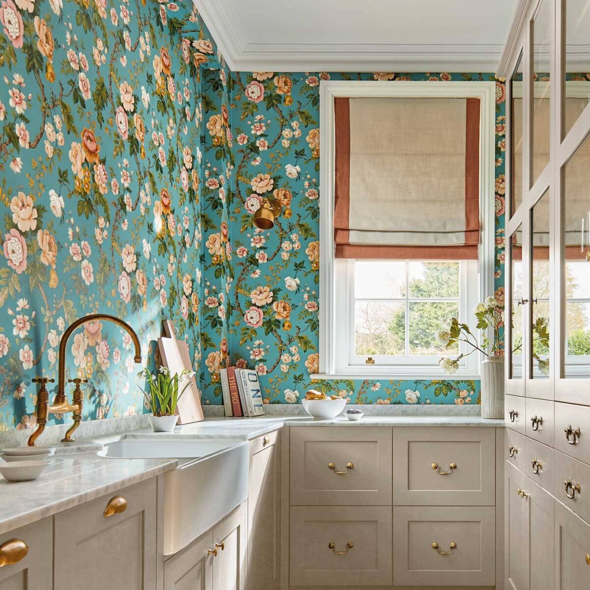 Stapleton Park Wallpaper - Sage / Honey by Stapleton Park Wallpaper - Sage / Honey from