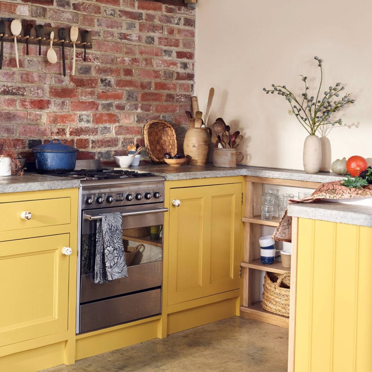 Morris & Co Sunflower Paint from