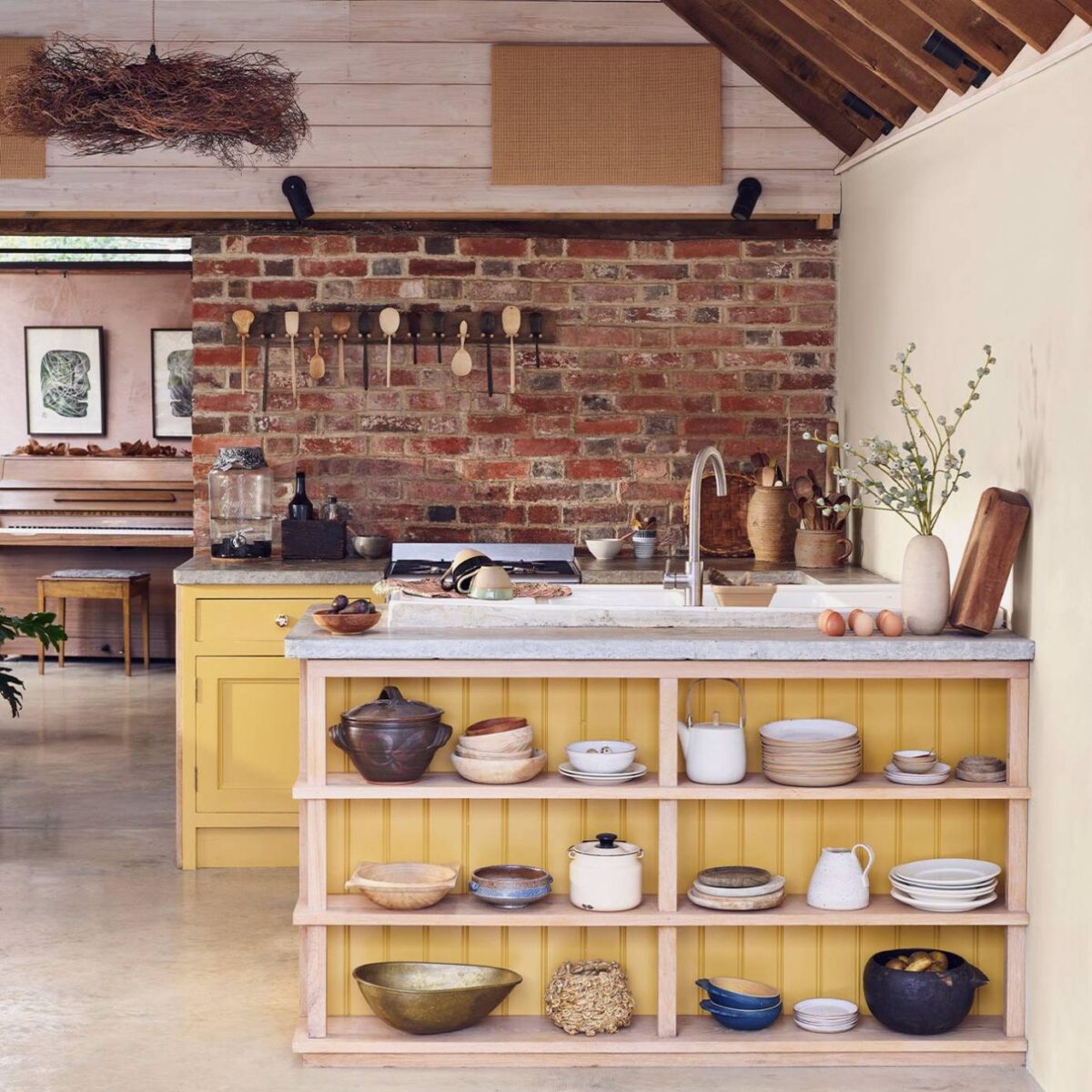 Morris & Co Sunflower Paint from