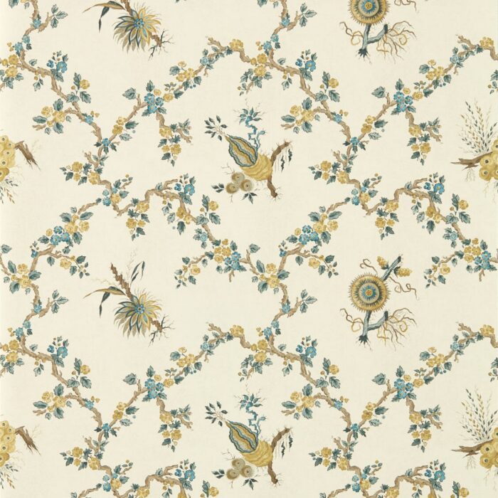 Trelliage Wallpaper - Chamomile / Chalk swatch