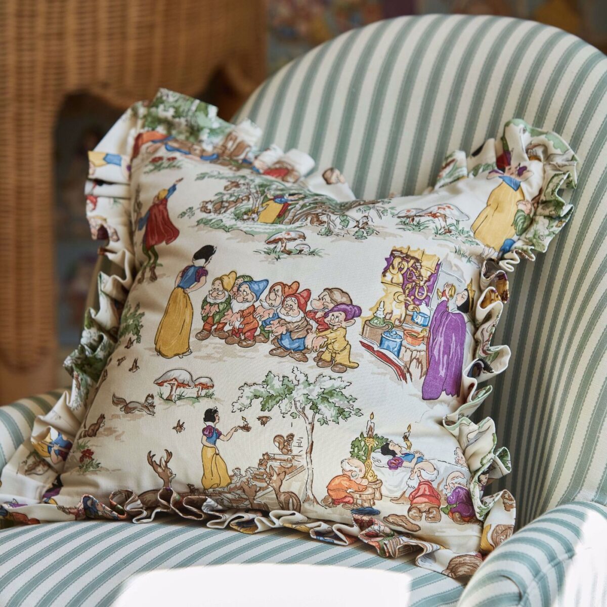 Snow White Fabric - Puddle Blue from