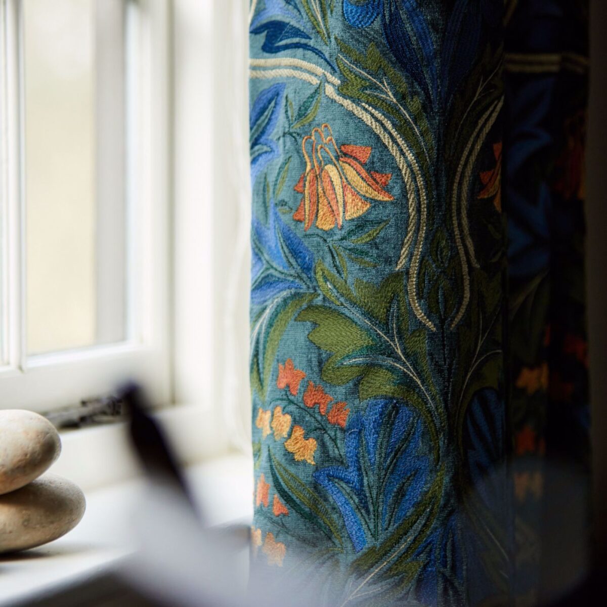 Bluebell Embroidery Fabric - Tump / Webb's Blue from