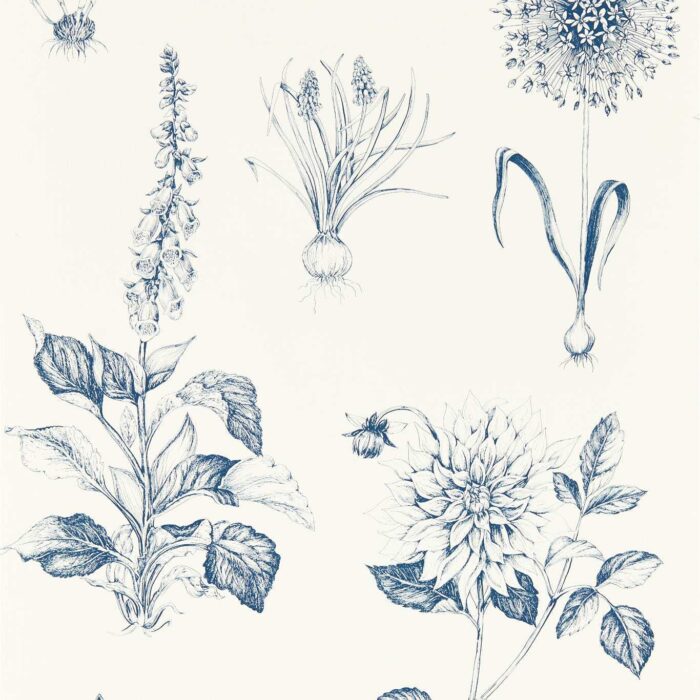 Roseraie Wallpaper - Midnight fabric swatch W0197/03
