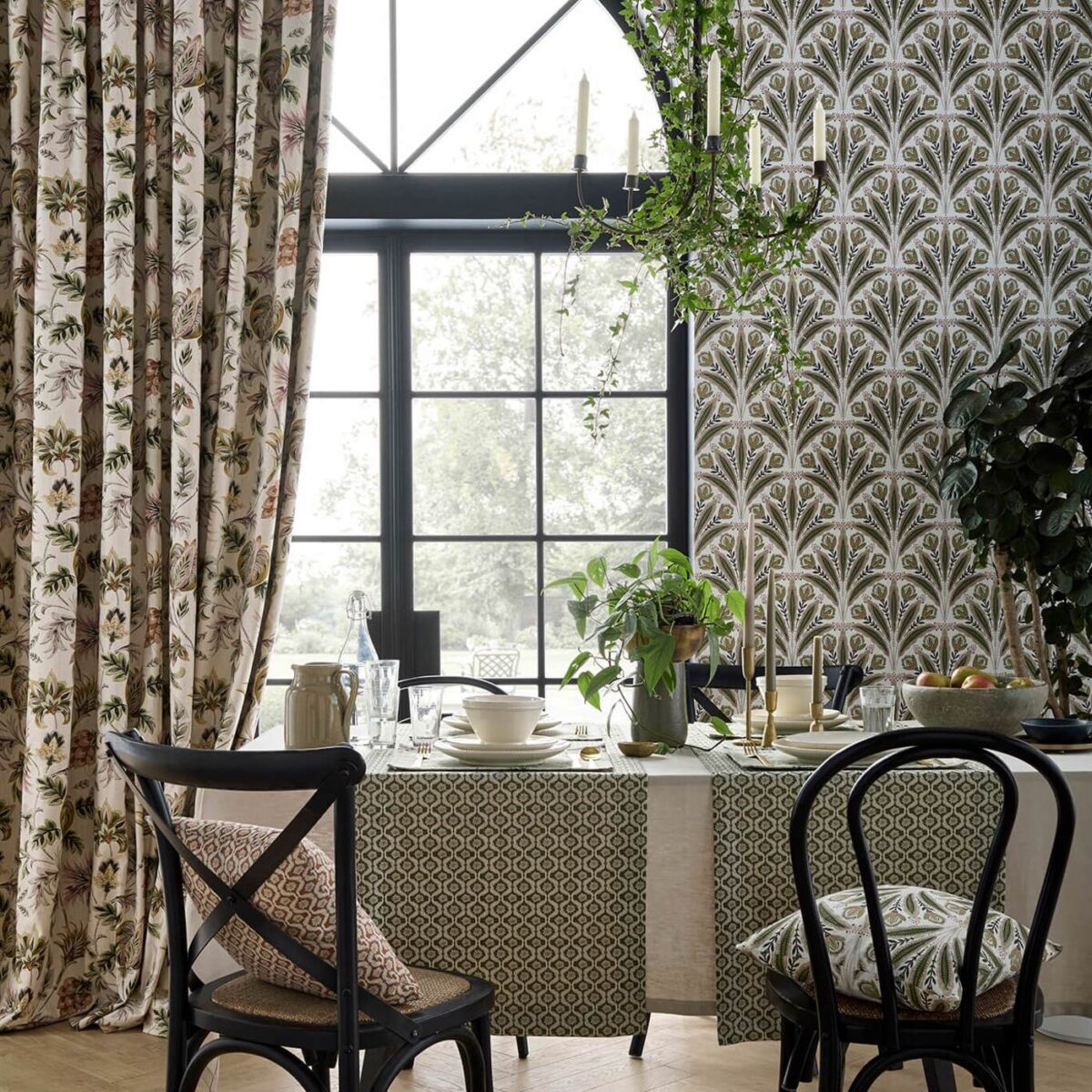 Attingham Wallpaper - Sage / Blush from
