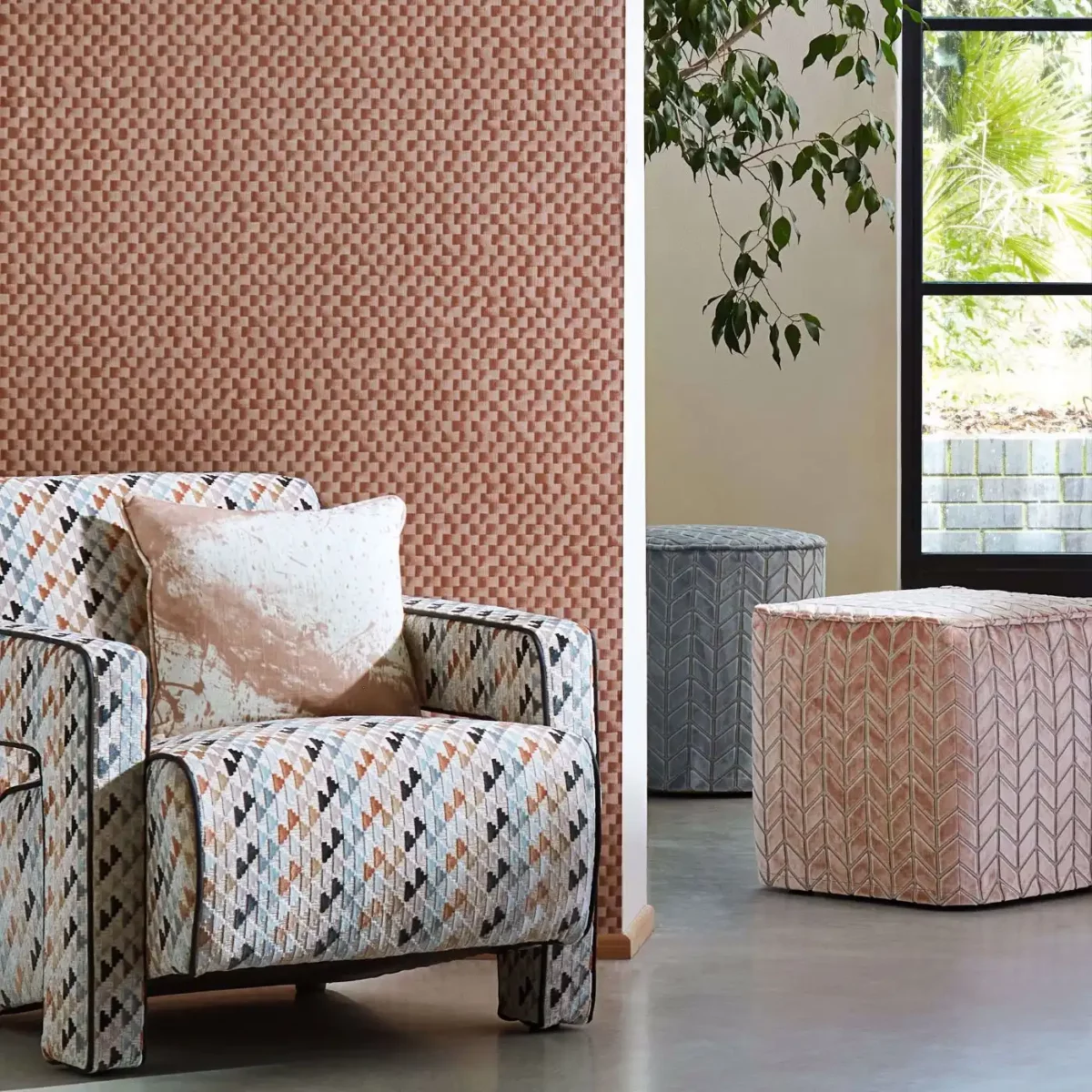 Skiva Wallcovering - Black Earth from