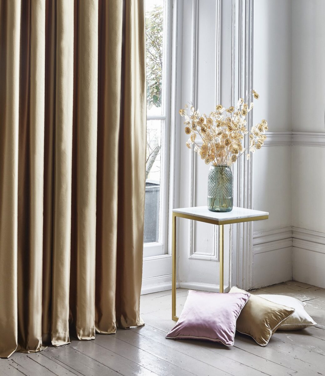 Raffles Fabric - Cloud from