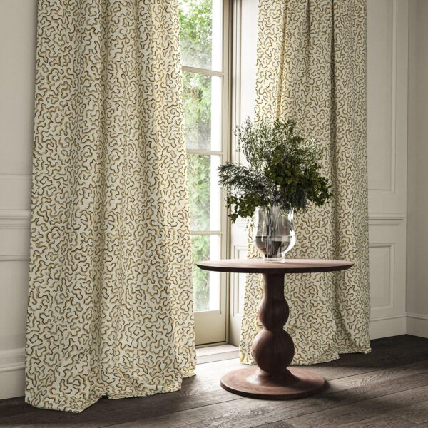 Scrunched Fabric - Giraffe from