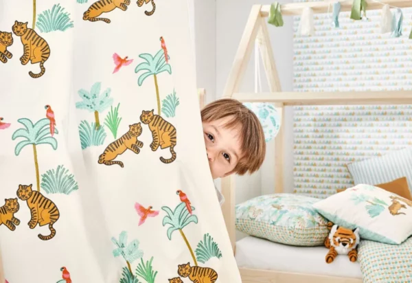 Gaspard Leon Fabric - Vert from