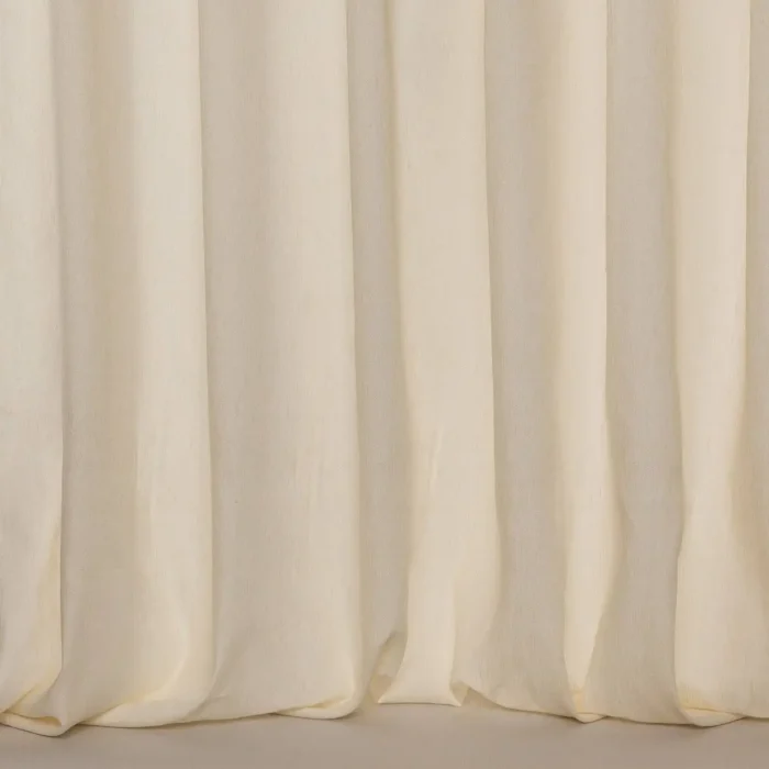 Bute Fabric - Ivory fabric swatch F4029/03