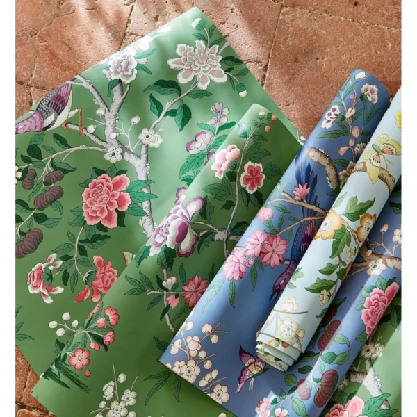 Chinoiserie Hall Wallpaper - Chinese Green / Lotus Pink by Chinoiserie Hall Wallpaper - Chinese Green / Lotus Pink from