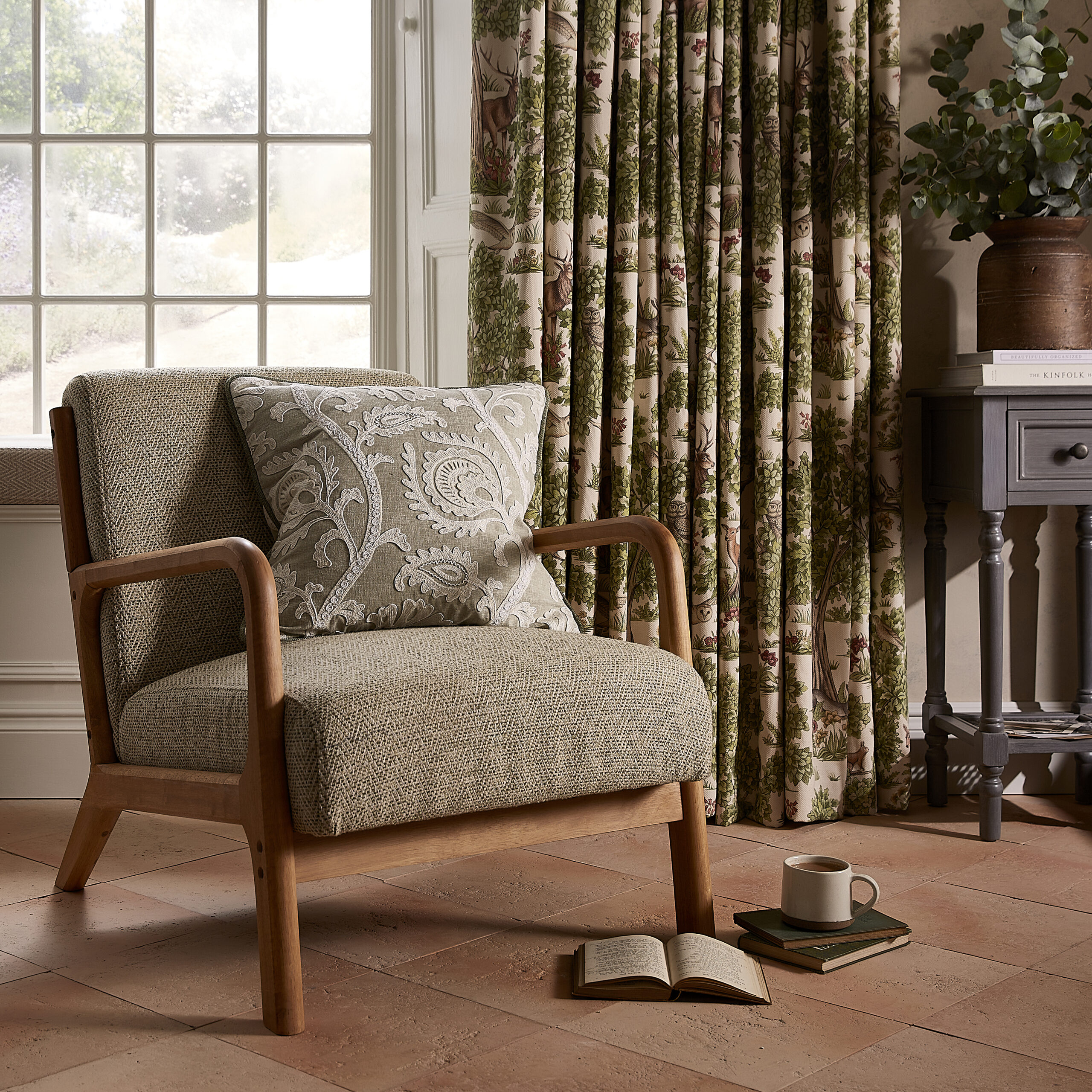 Verini - Living Room by iLiv from