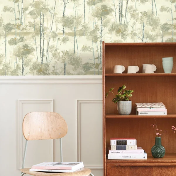 Skandinavia Wallpaper - Vert Lichen by green botanical wallpaper and wall with chair and cabinets