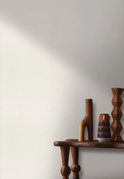 Shinok Wallpaper - Blanc Petale by white plain wallpaper and wall with side table and vases