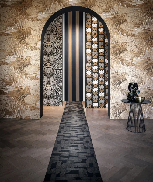 Auteuil Wallpaper - Noir / Doré by black-grey striped wallpaper and wall with
