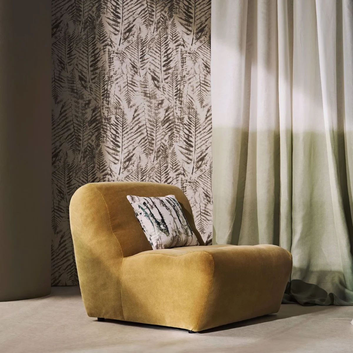 Kayu Wallpaper from Harlequin Signature Wallpapers collection - black-grey contemporary