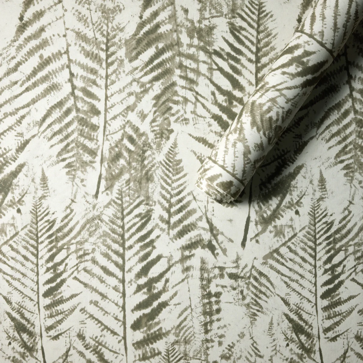 Kayu Wallpaper from Harlequin Signature Wallpapers collection - black-grey contemporary