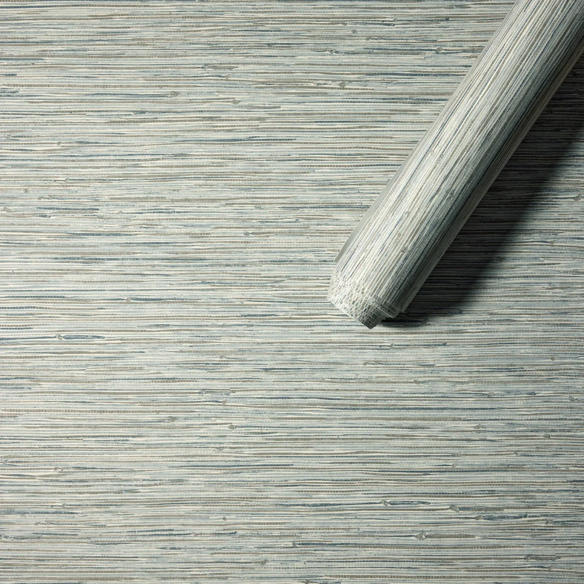 Seri Wallpaper from Harlequin Signature Wallpapers collection - black-grey contemporary